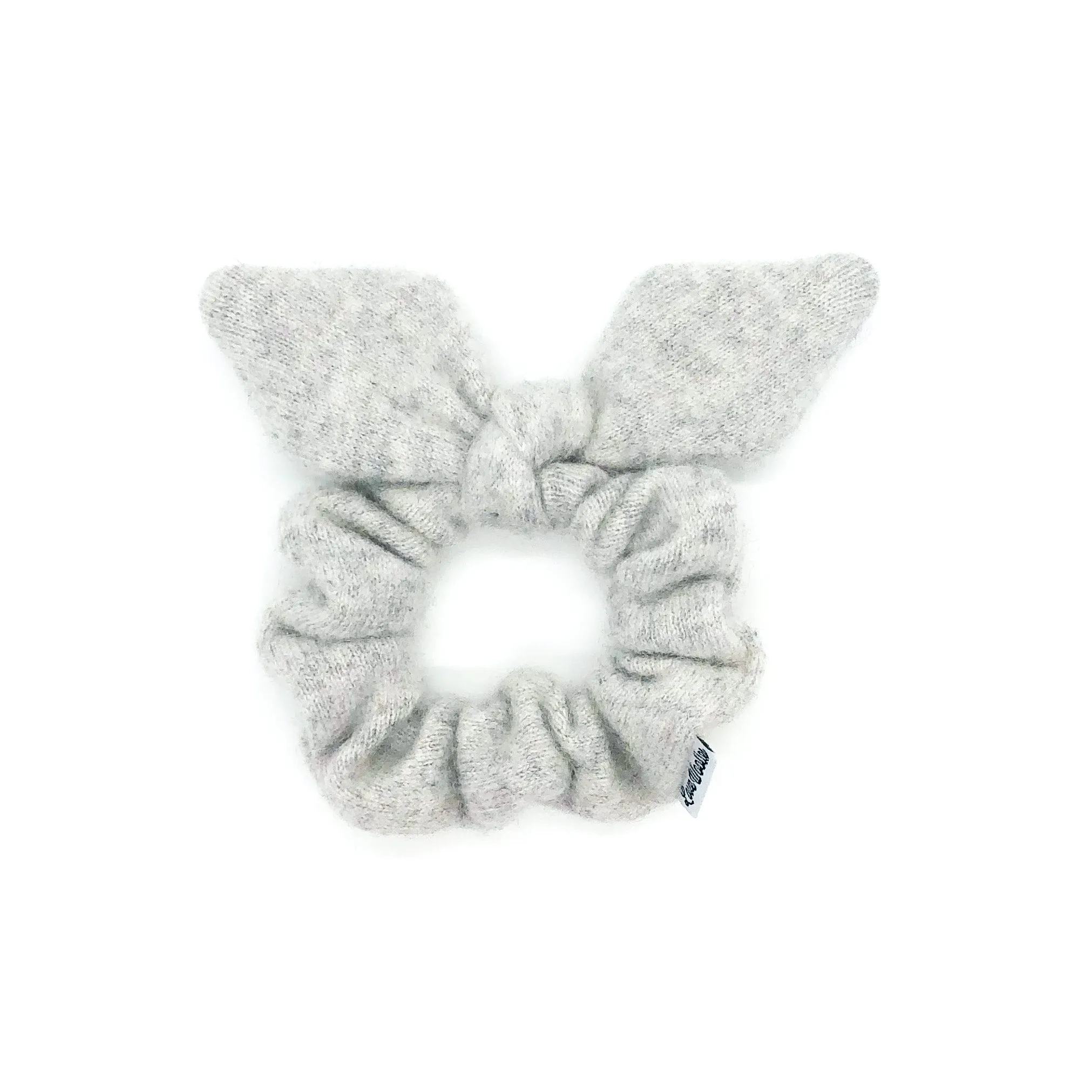 CASHMERE SCRUNCHIE | Sarah
