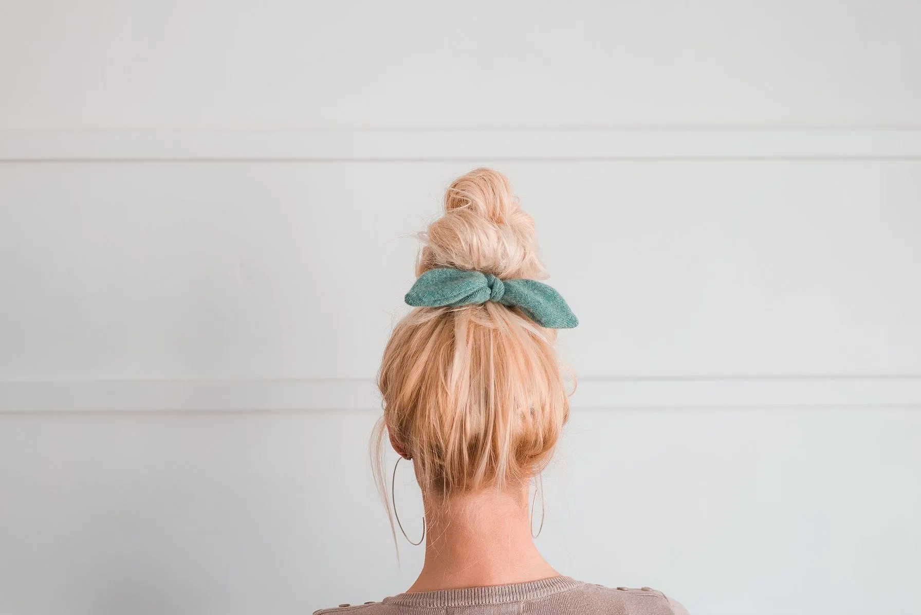 CASHMERE SCRUNCHIE | Sue