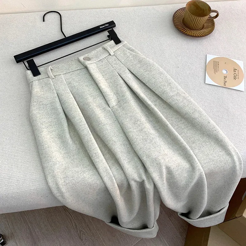 Chic Pleated Woolen Newsboy Pants