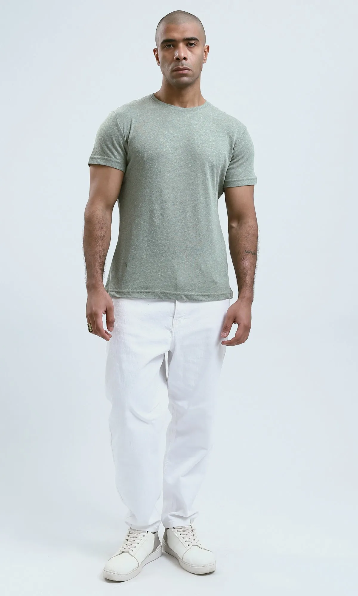 O188727 - Short Sleeves Solid Light Olive Basic Tee