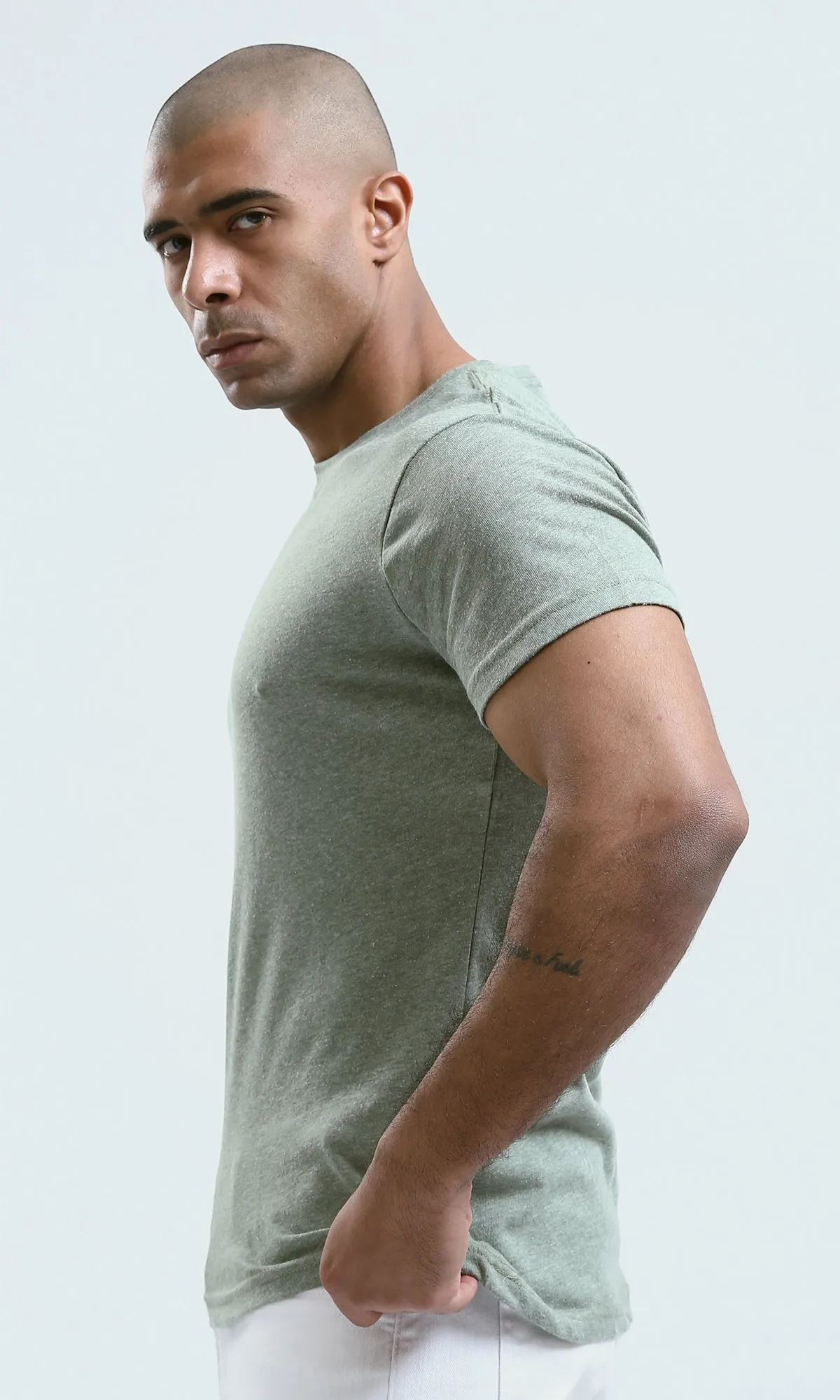O188727 - Short Sleeves Solid Light Olive Basic Tee