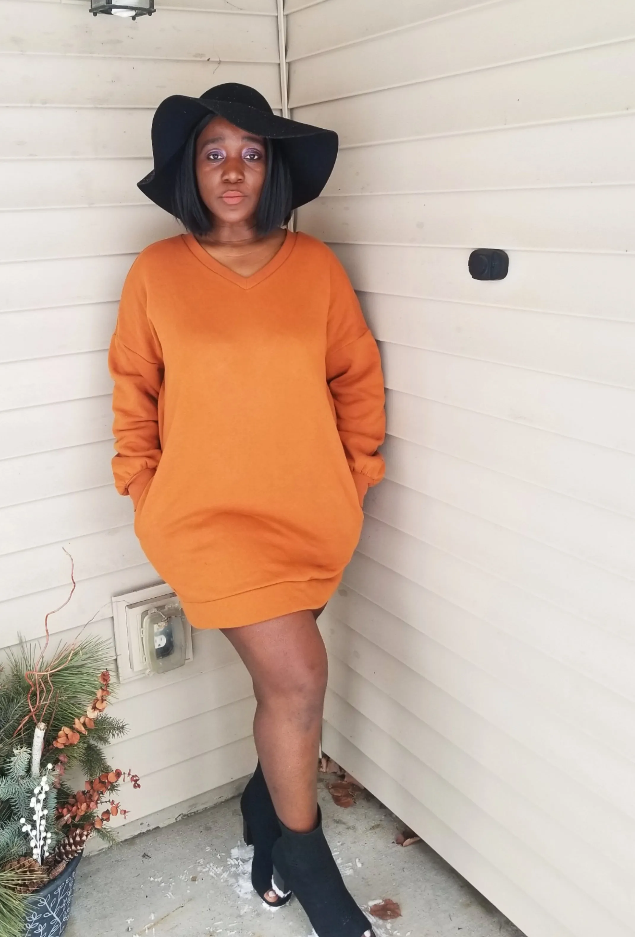 Sana Oversize V-Neck Long SleevesLightweight Sweater |Almond