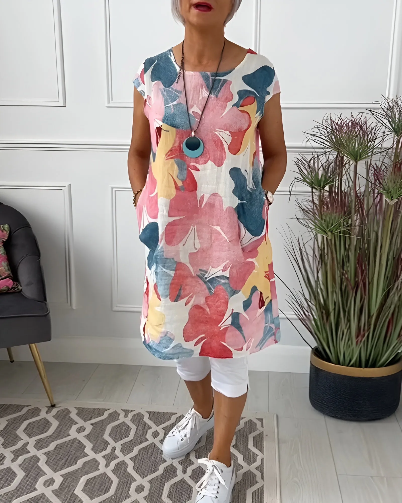 Seraphina - Relaxed Floral Top