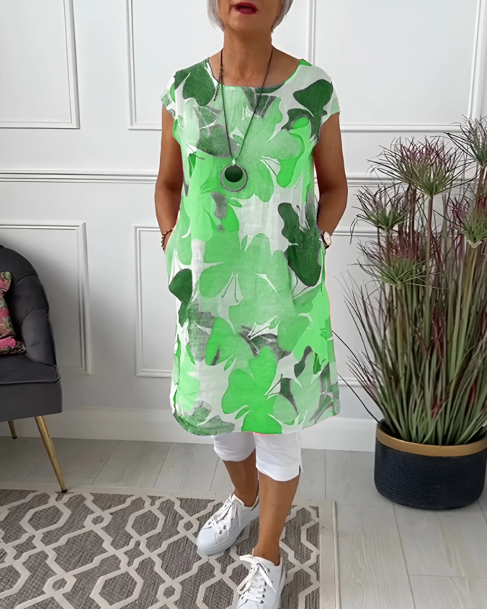 Seraphina - Relaxed Floral Top