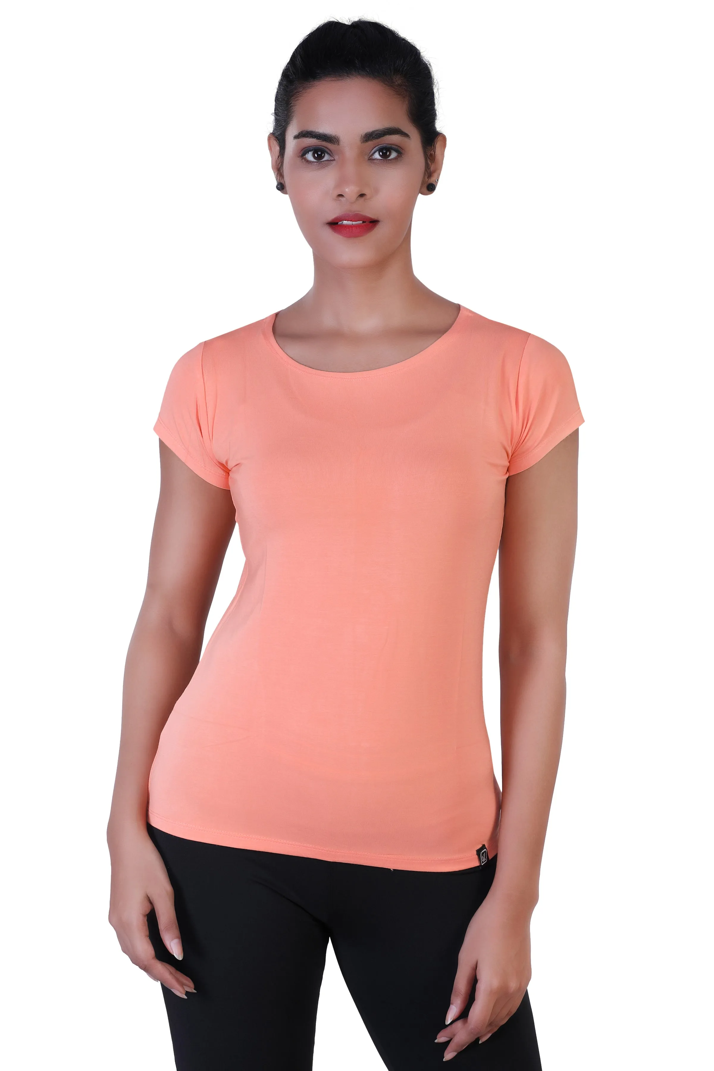 WOMEN'S SOLID ULTRA SOFT STANDARD FIT T-SHIRT