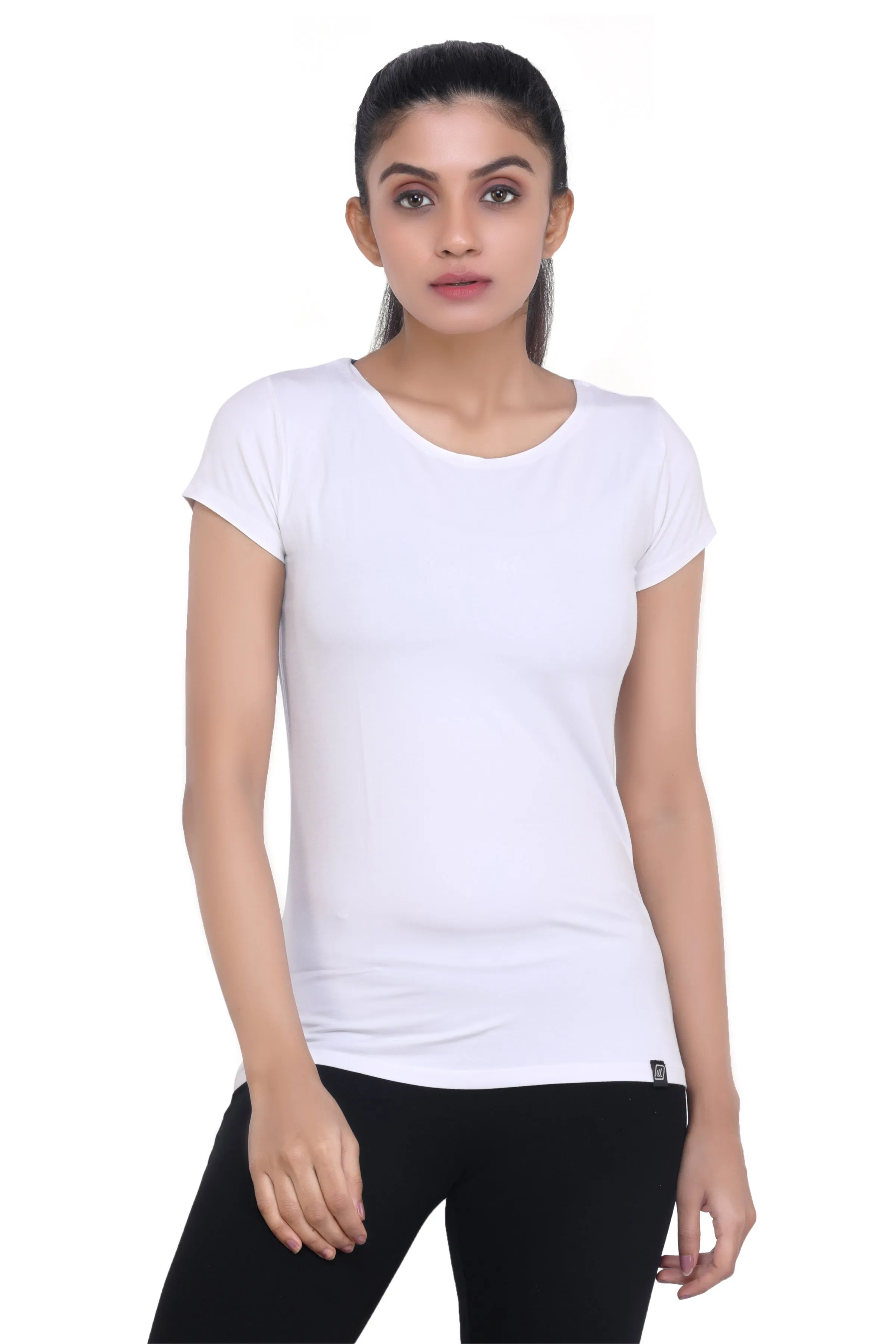 WOMEN'S SOLID ULTRA SOFT STANDARD FIT T-SHIRT