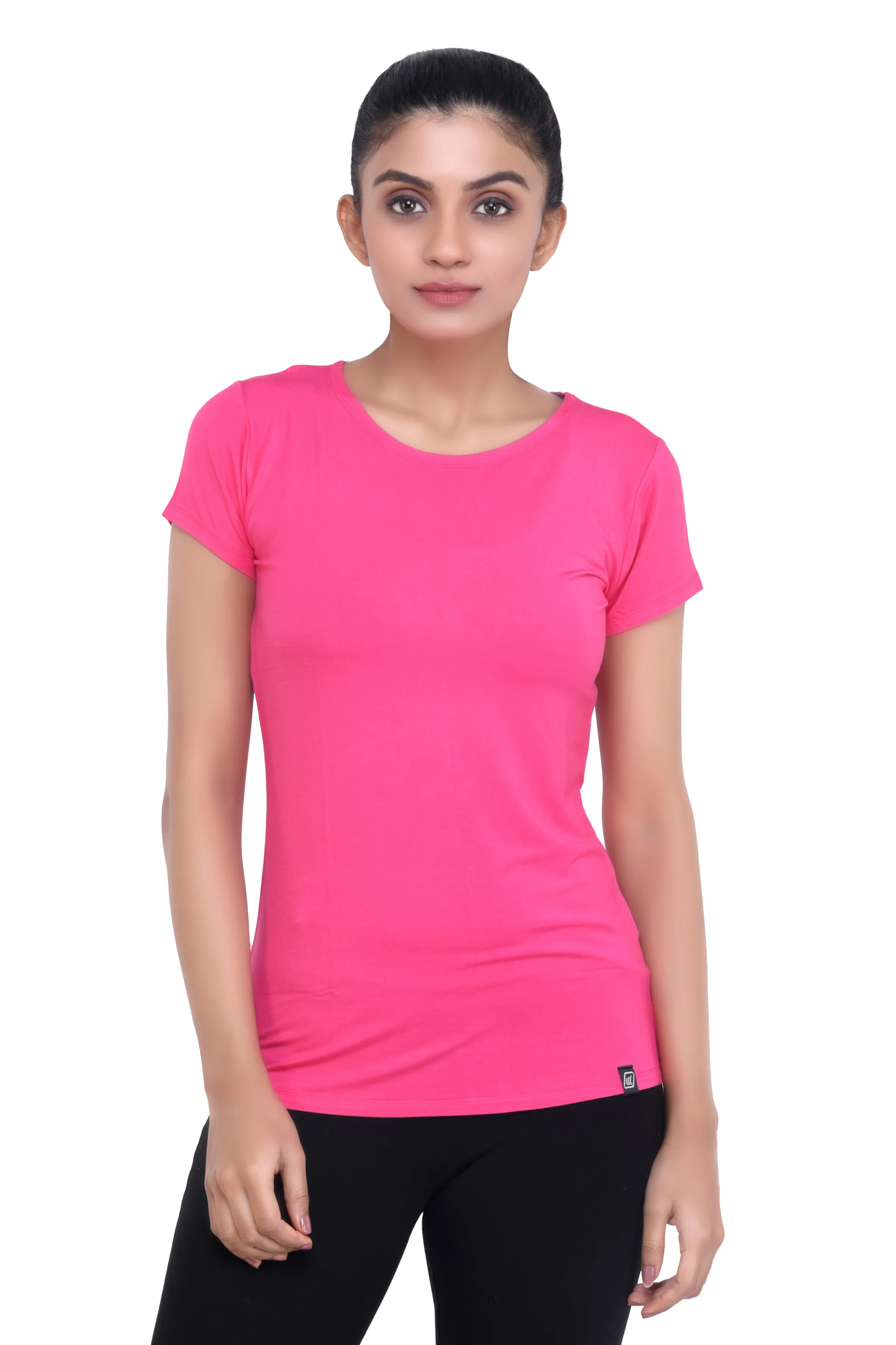 WOMEN'S SOLID ULTRA SOFT STANDARD FIT T-SHIRT