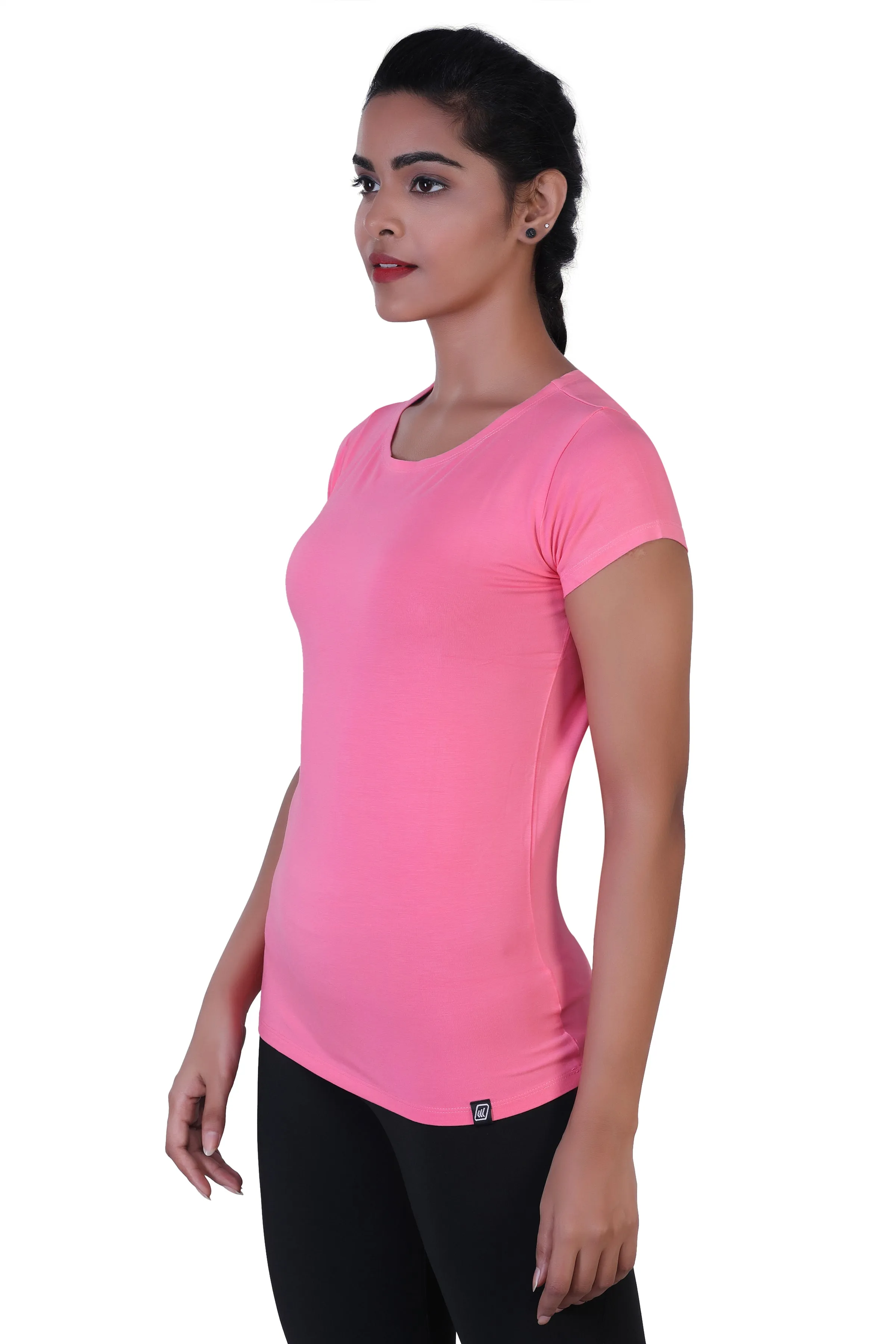 WOMEN'S SOLID ULTRA SOFT STANDARD FIT T-SHIRT