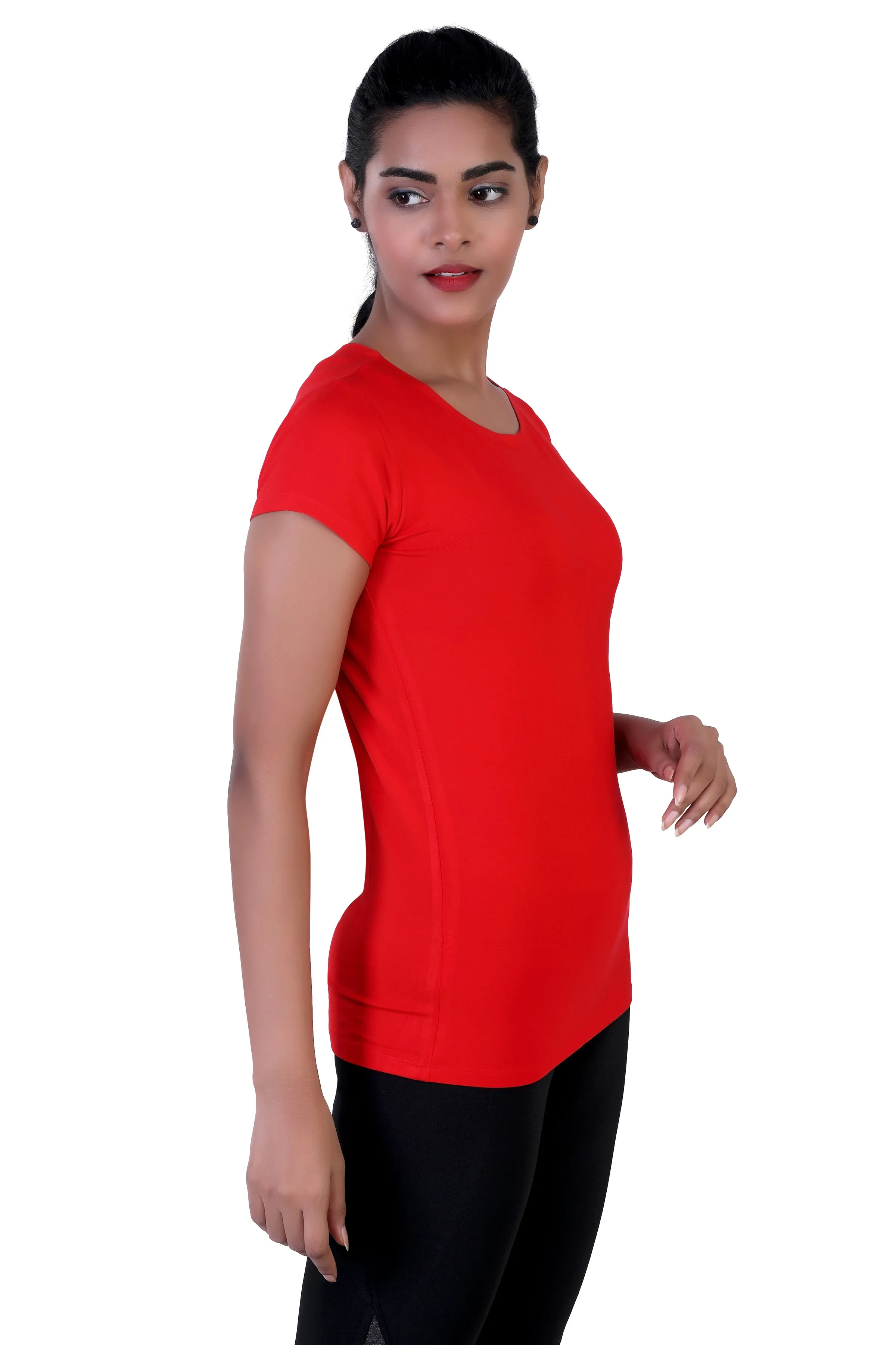 WOMEN'S SOLID ULTRA SOFT STANDARD FIT T-SHIRT
