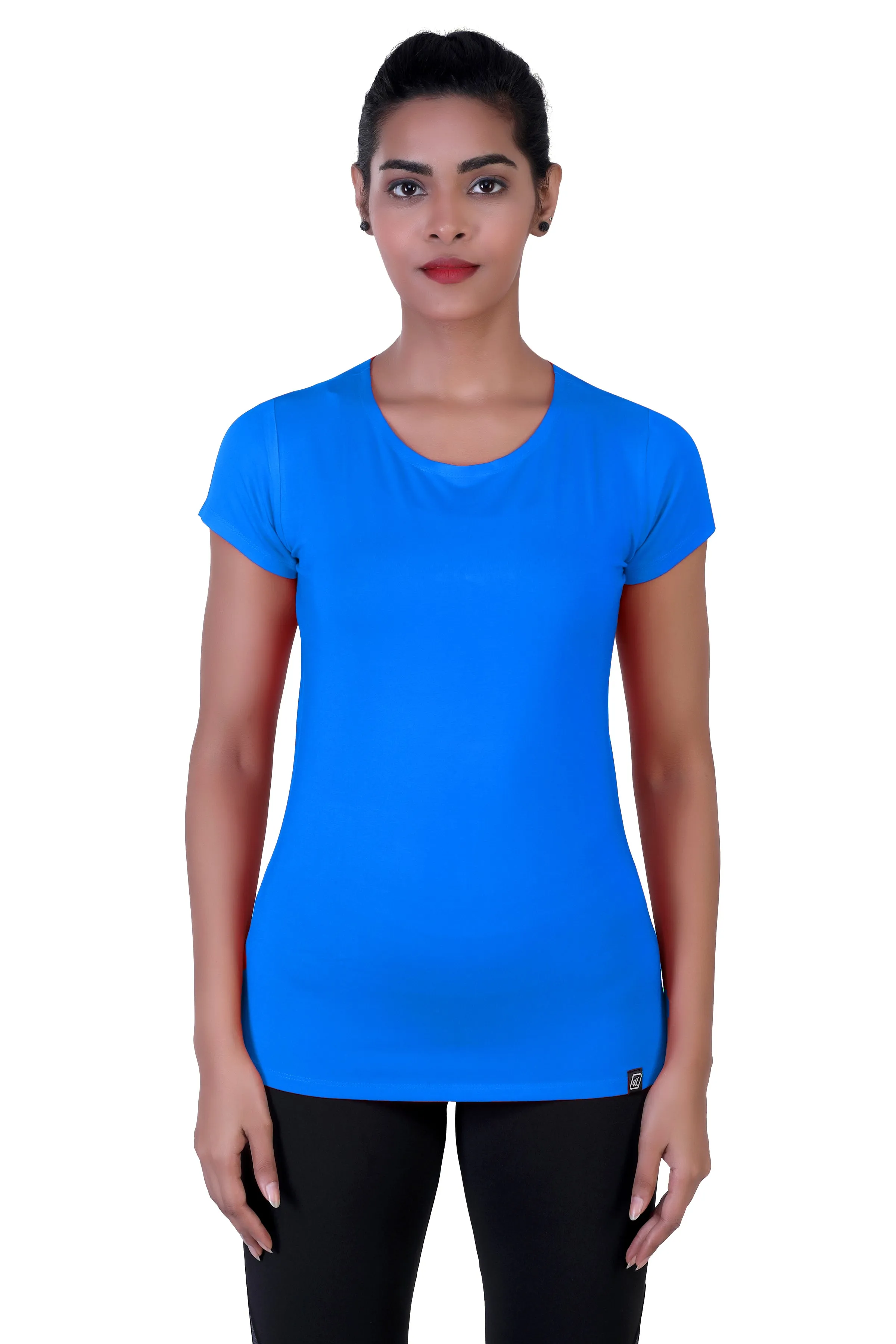 WOMEN'S SOLID ULTRA SOFT STANDARD FIT T-SHIRT