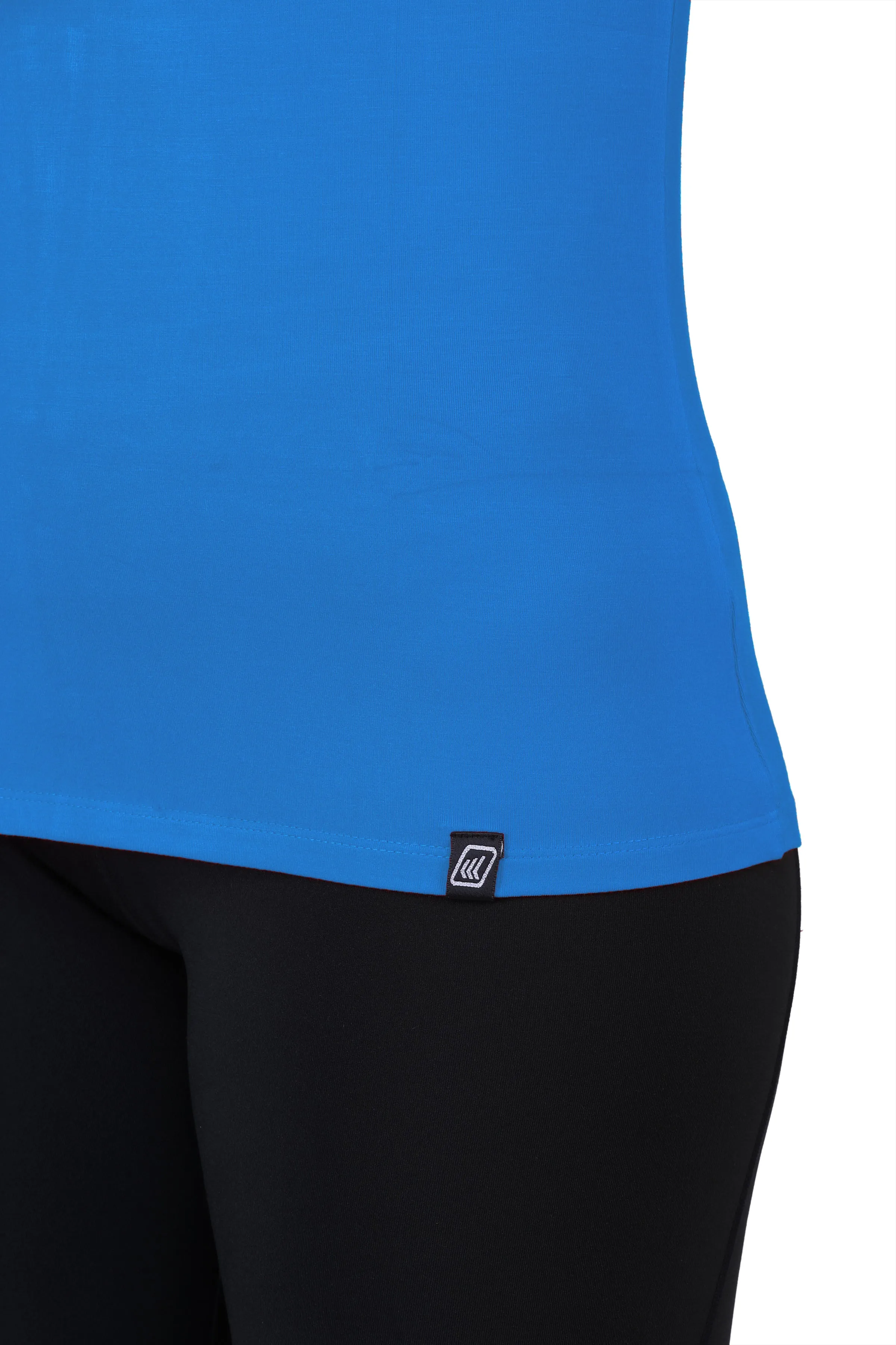 WOMEN'S SOLID ULTRA SOFT STANDARD FIT T-SHIRT