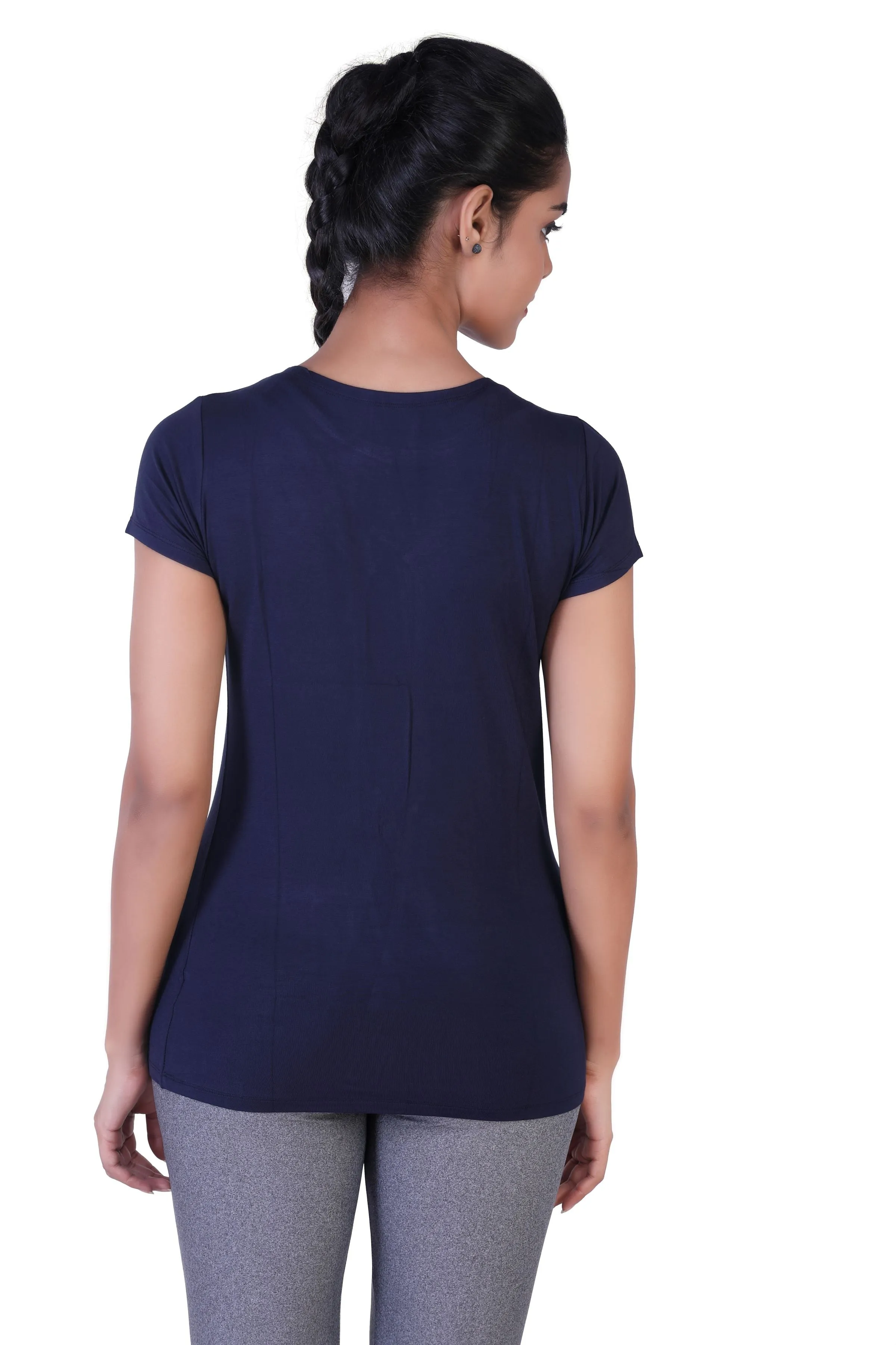 WOMEN'S SOLID ULTRA SOFT STANDARD FIT T-SHIRT