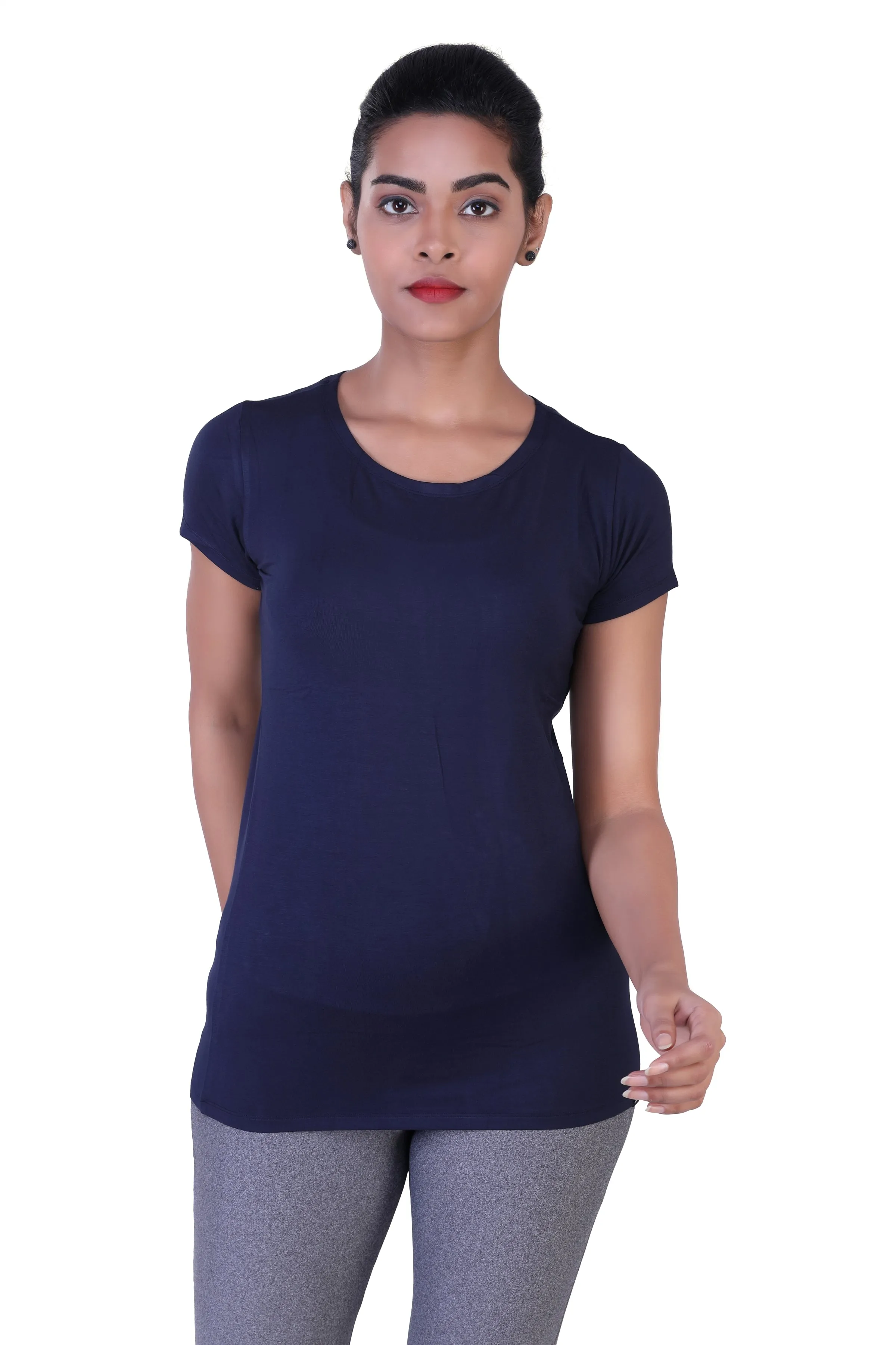 WOMEN'S SOLID ULTRA SOFT STANDARD FIT T-SHIRT
