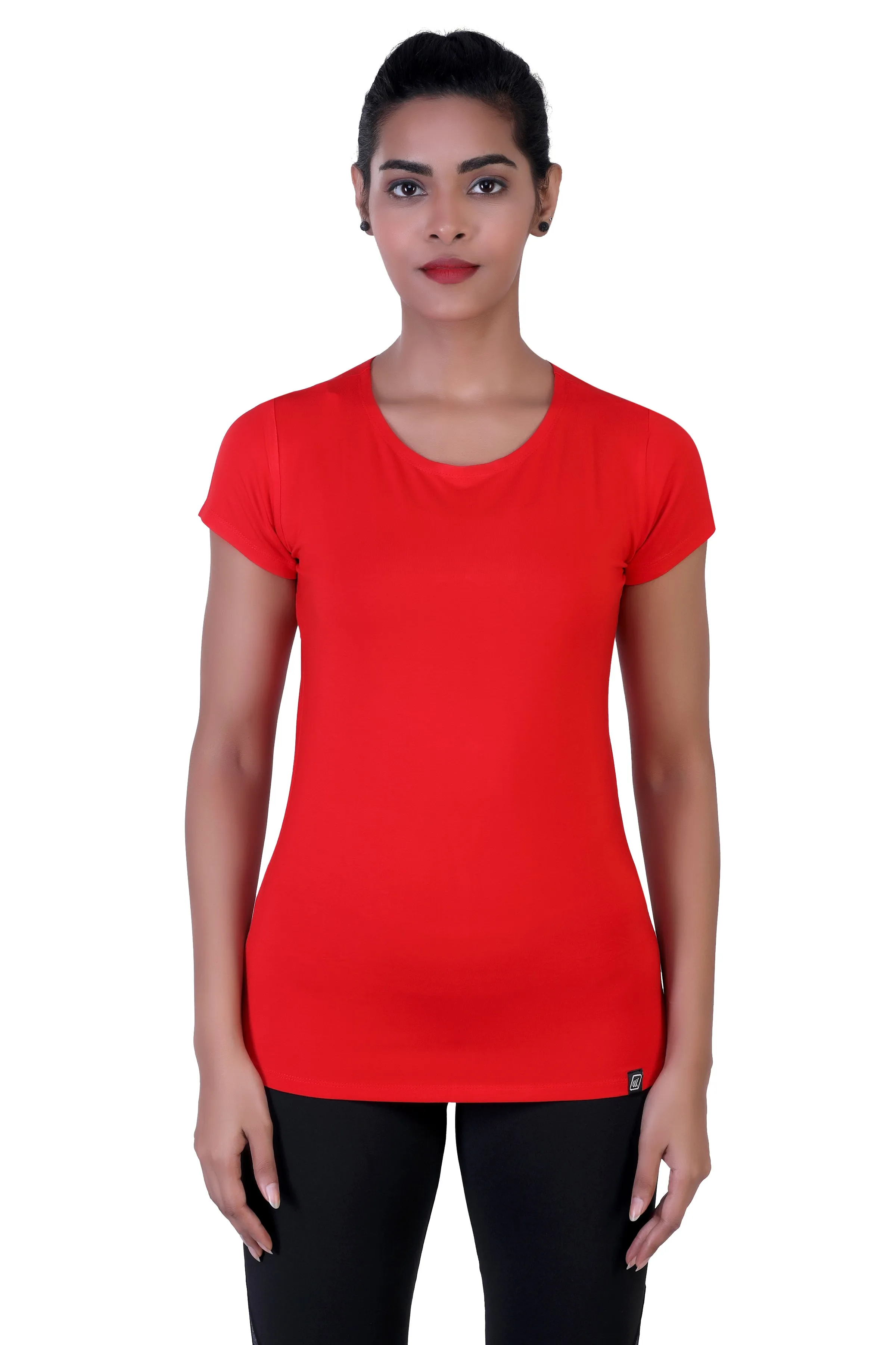 WOMEN'S SOLID ULTRA SOFT STANDARD FIT T-SHIRT