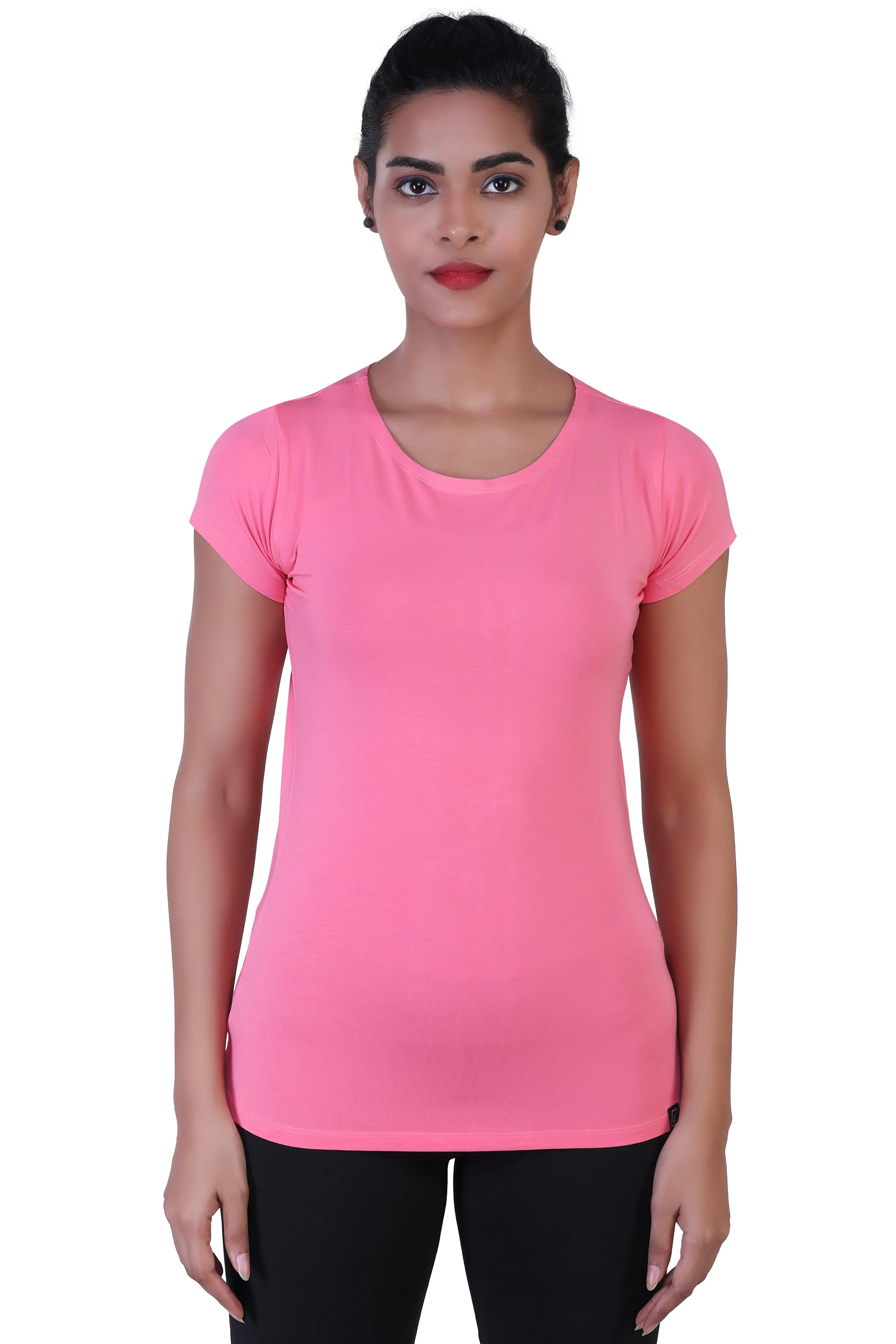 WOMEN'S SOLID ULTRA SOFT STANDARD FIT T-SHIRT