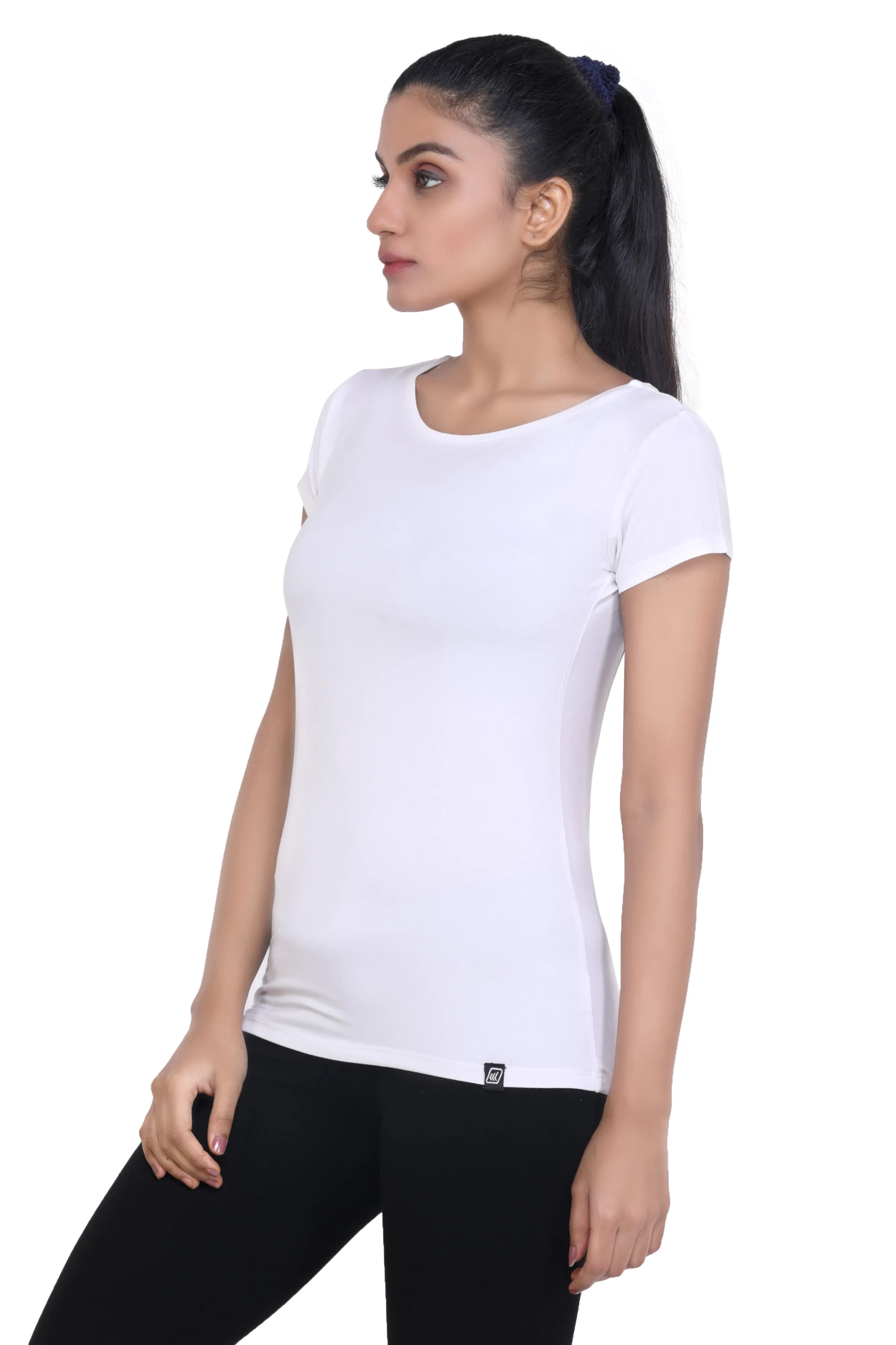 WOMEN'S SOLID ULTRA SOFT STANDARD FIT T-SHIRT